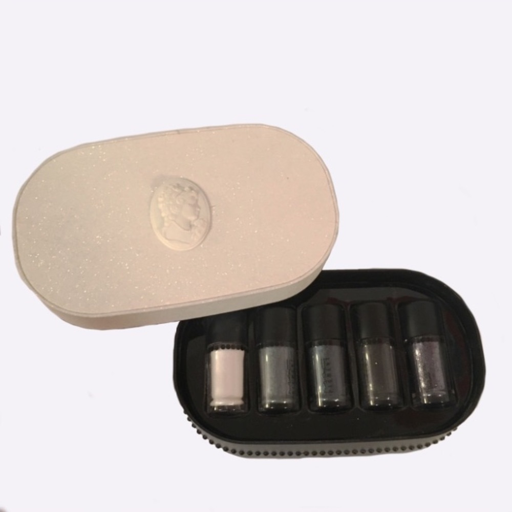 MAC Limited Edition Pigments and Glitter